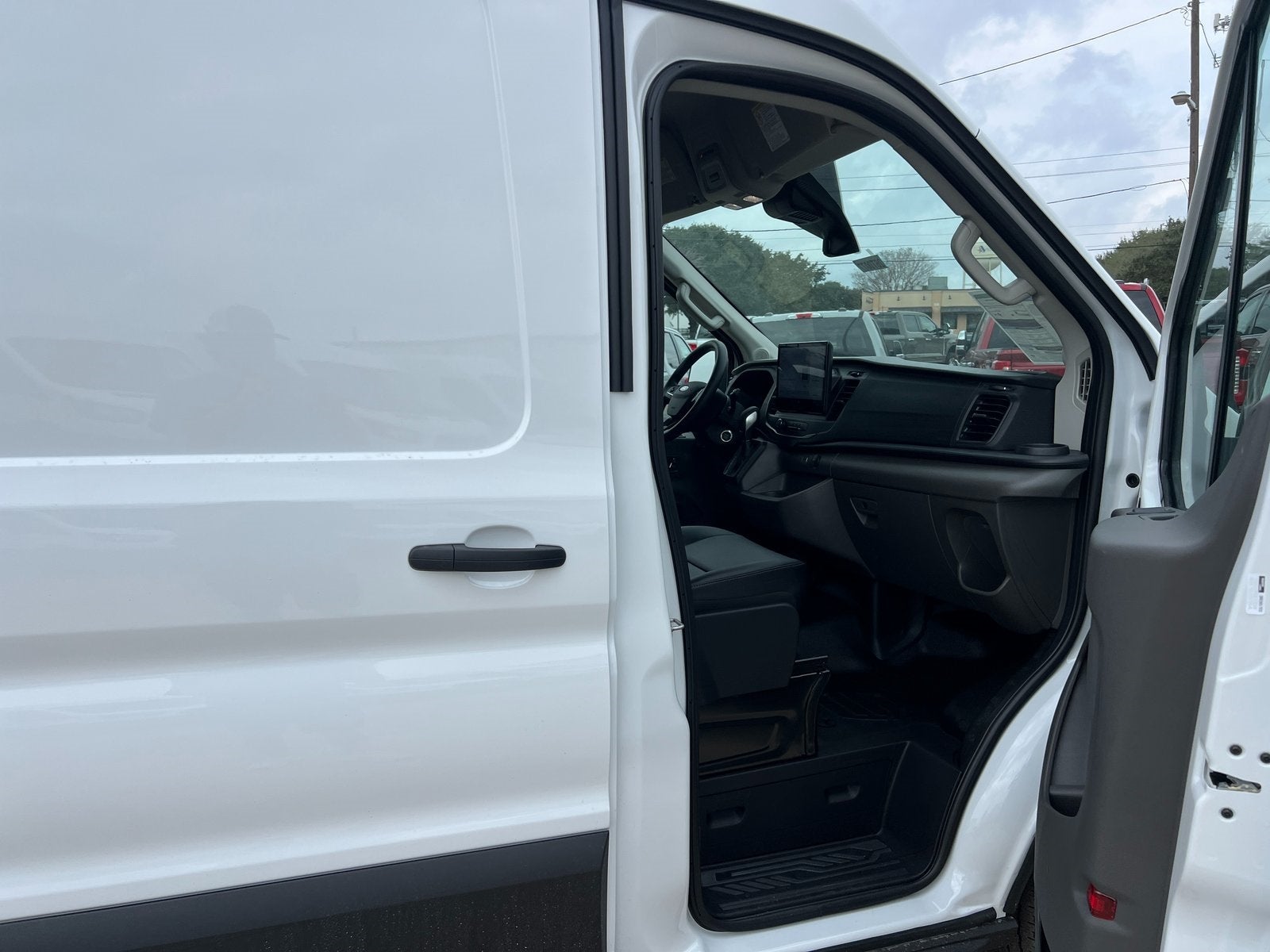 2026 Ford Transit-250 Base