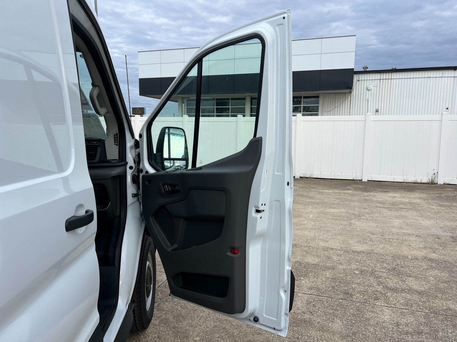 2026 Ford Transit-250 Base