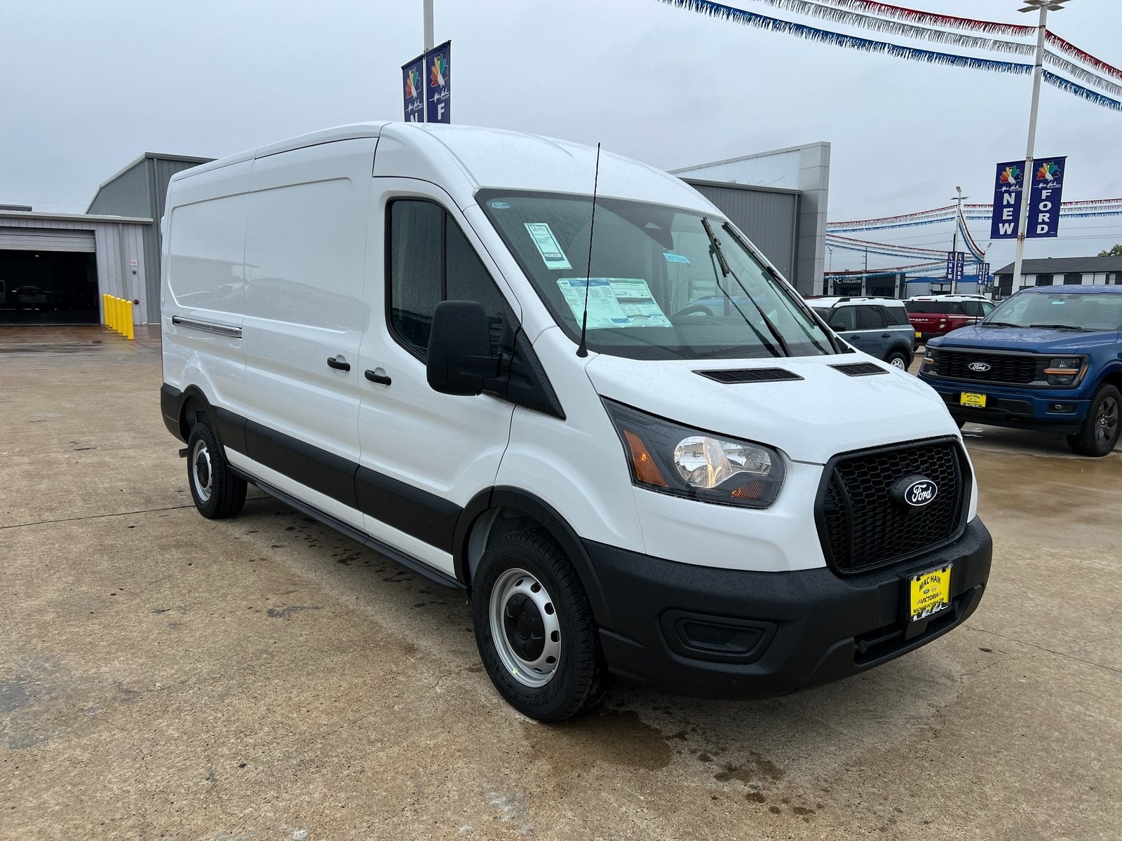 2026 Ford Transit-250 Base