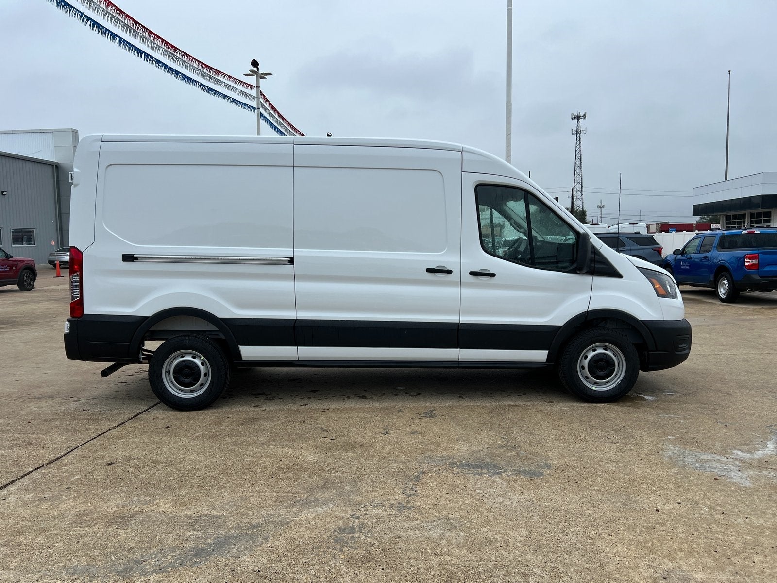 2026 Ford Transit-250 Base