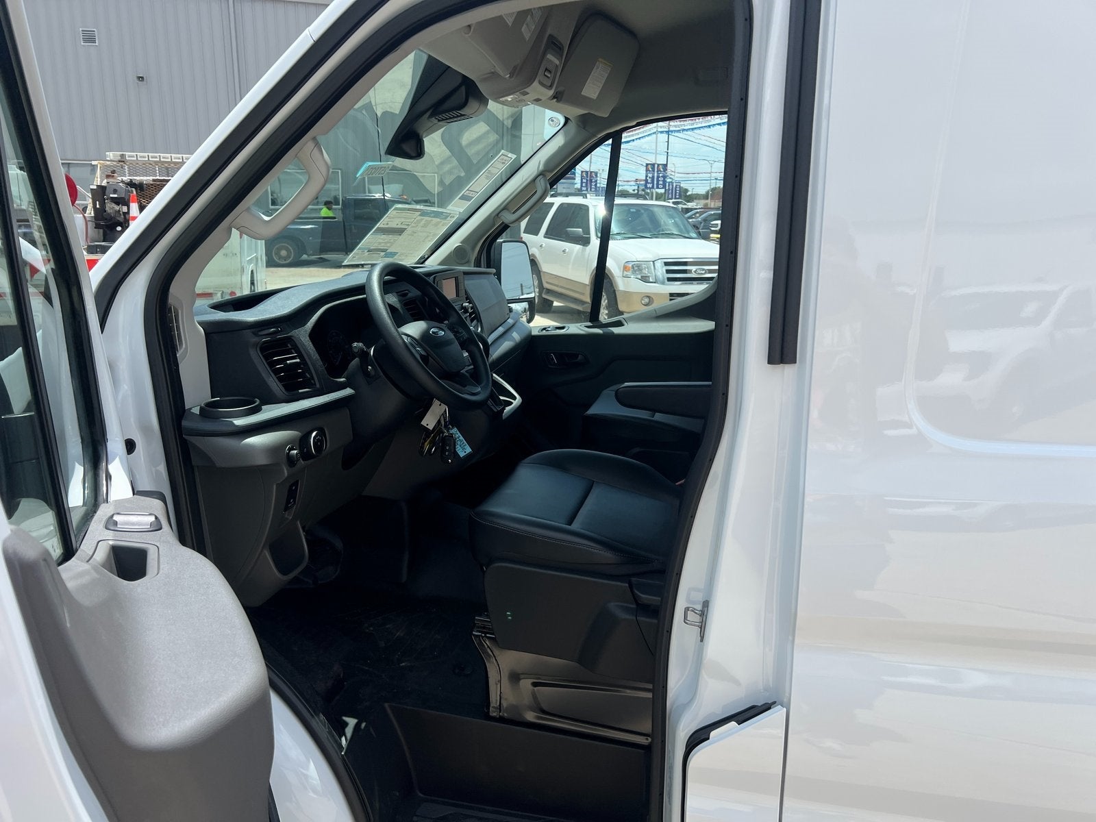 2025 Ford Transit-250 Base