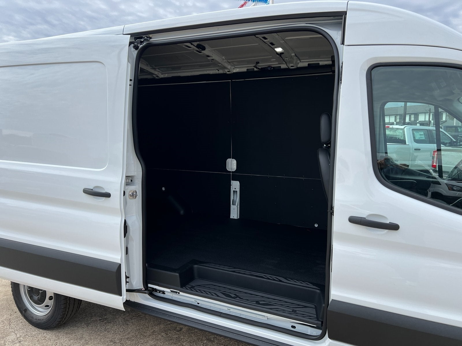 2026 Ford Transit-250 Base