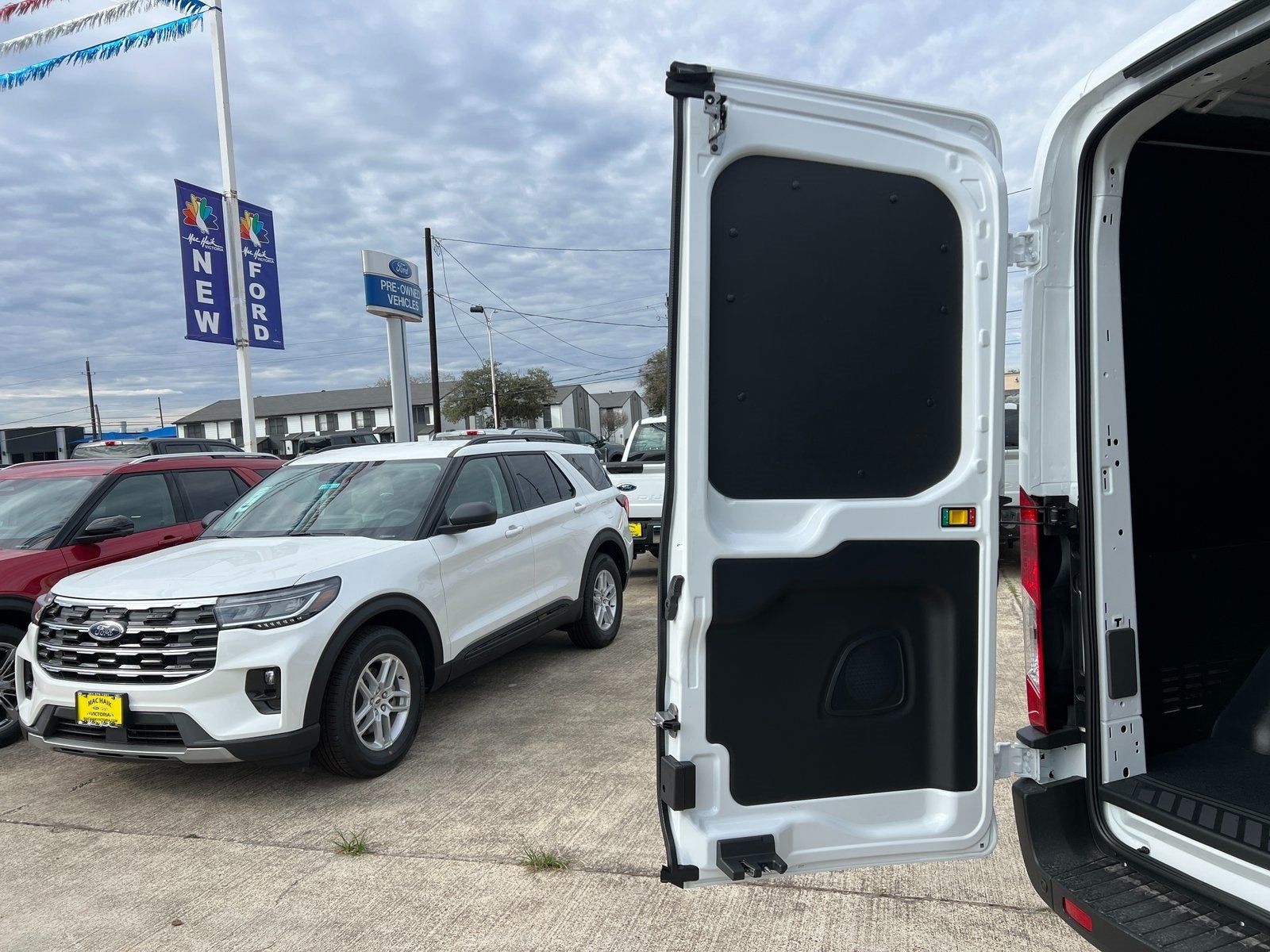 2026 Ford Transit-250 Base