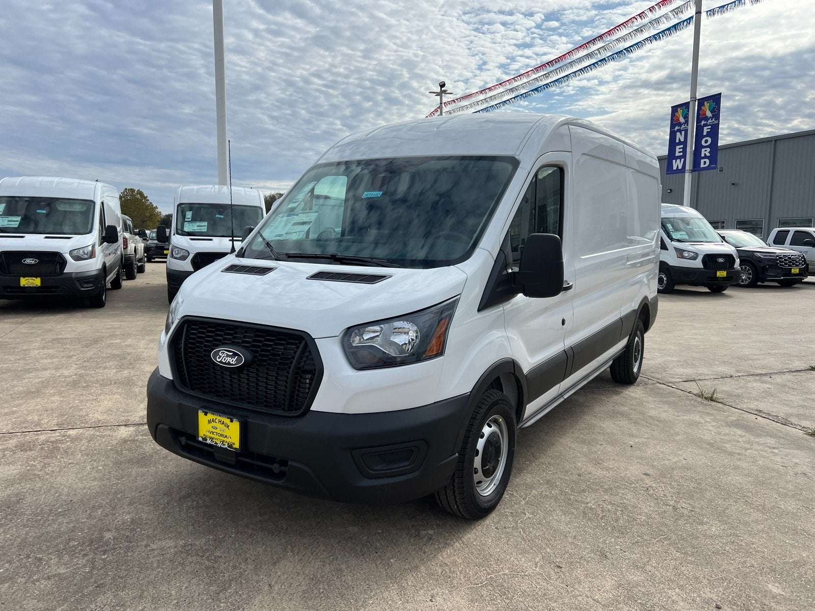 2026 Ford Transit-250 Base