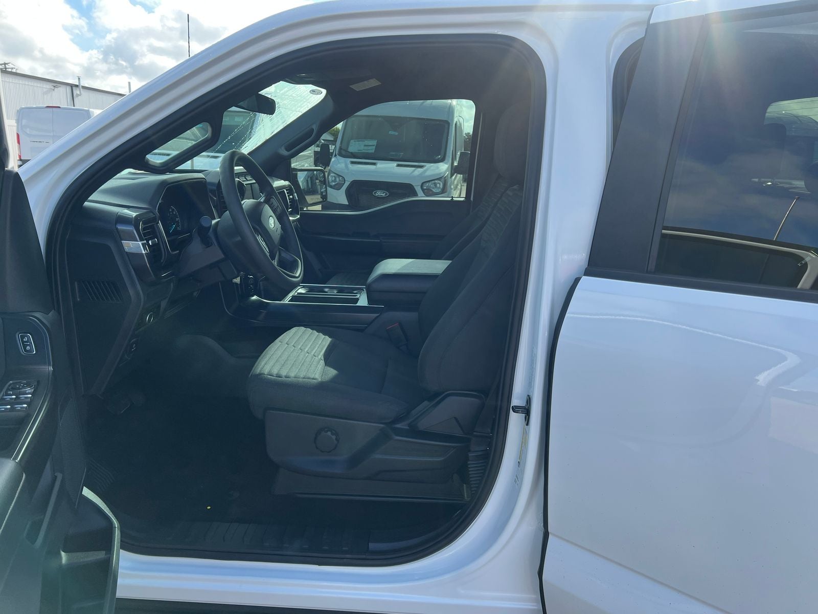 2023 Ford F-150 XL STX