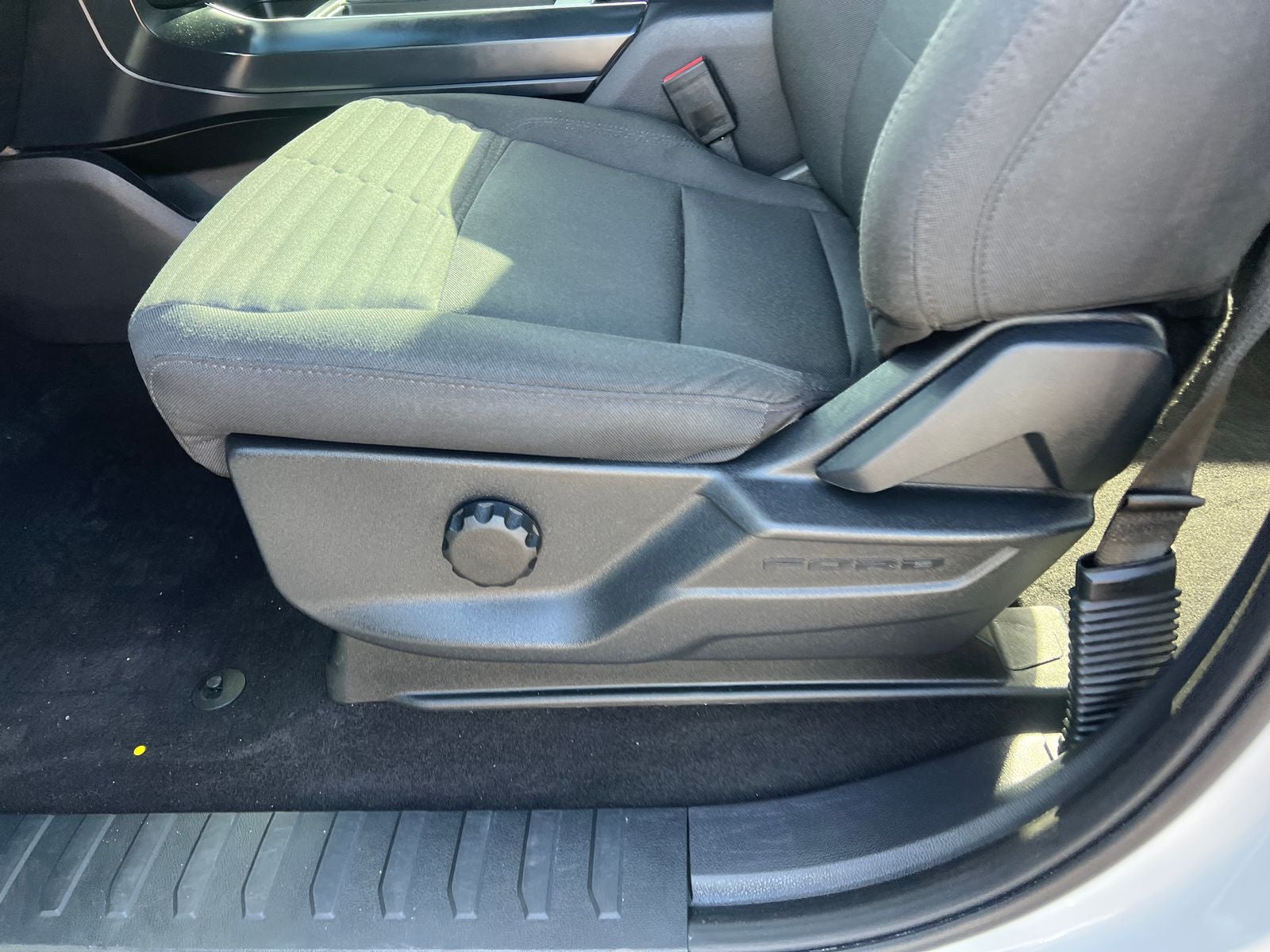 2023 Ford F-150 XL STX