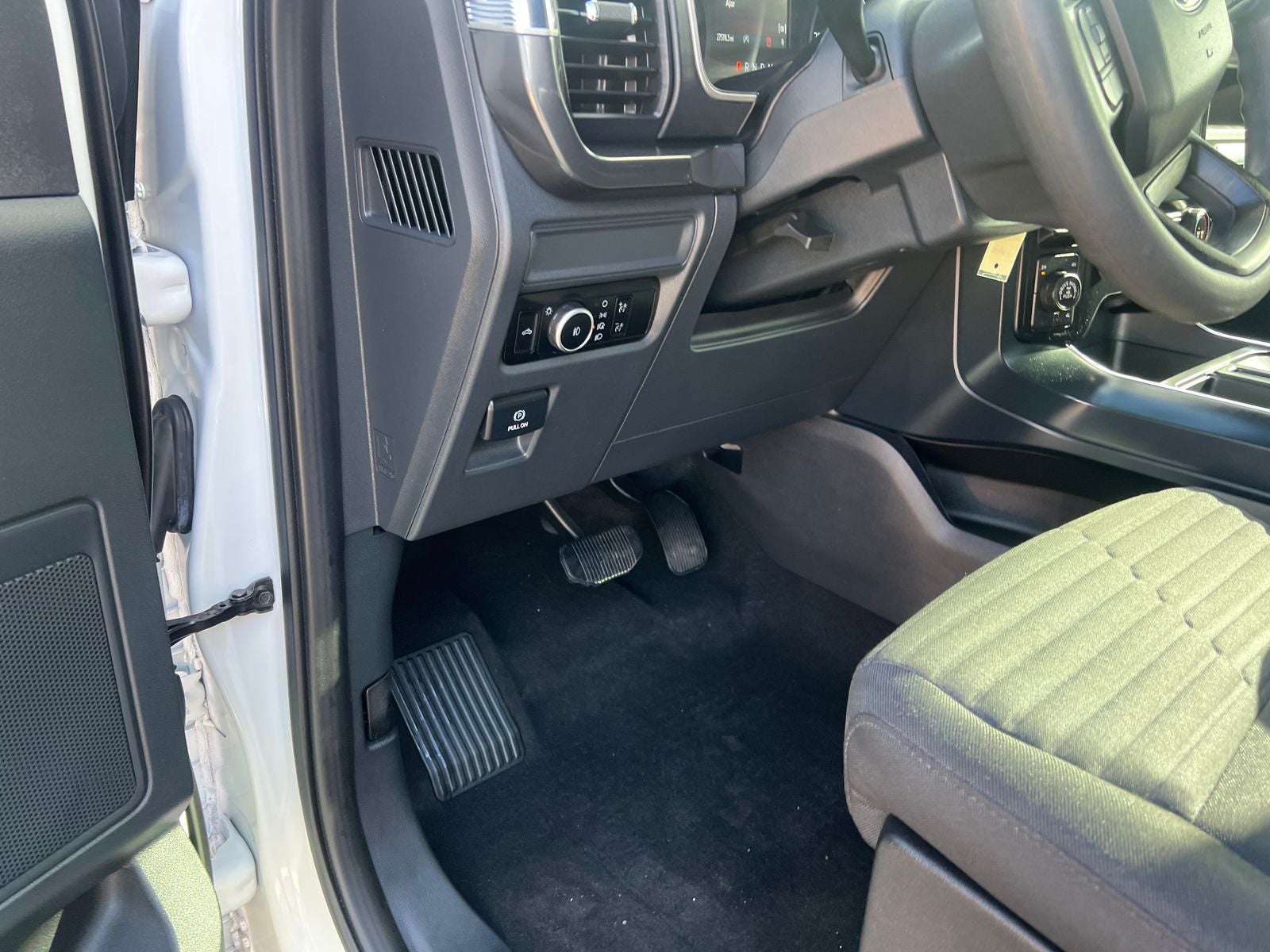 2023 Ford F-150 XL STX