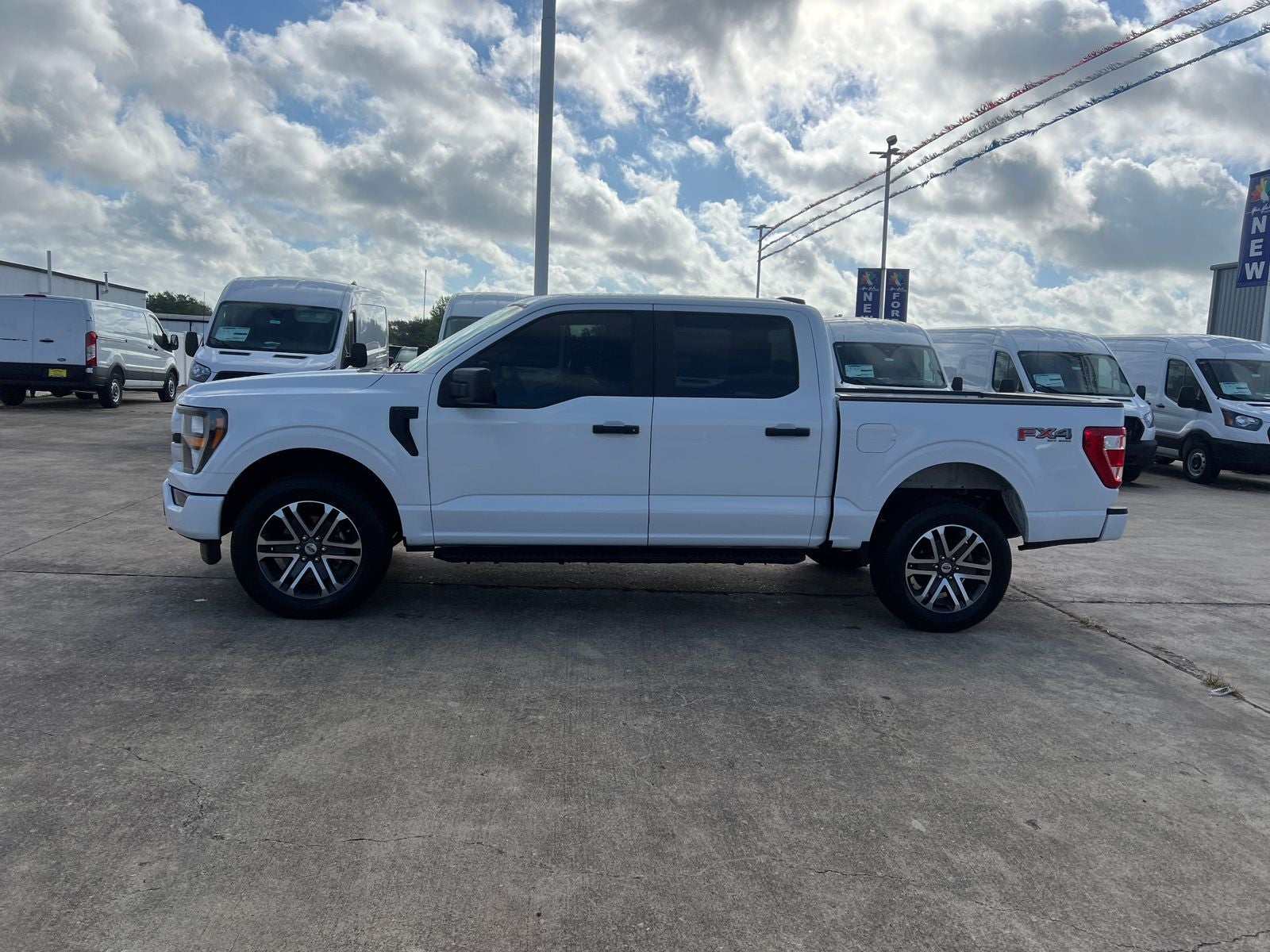 2023 Ford F-150 XL STX