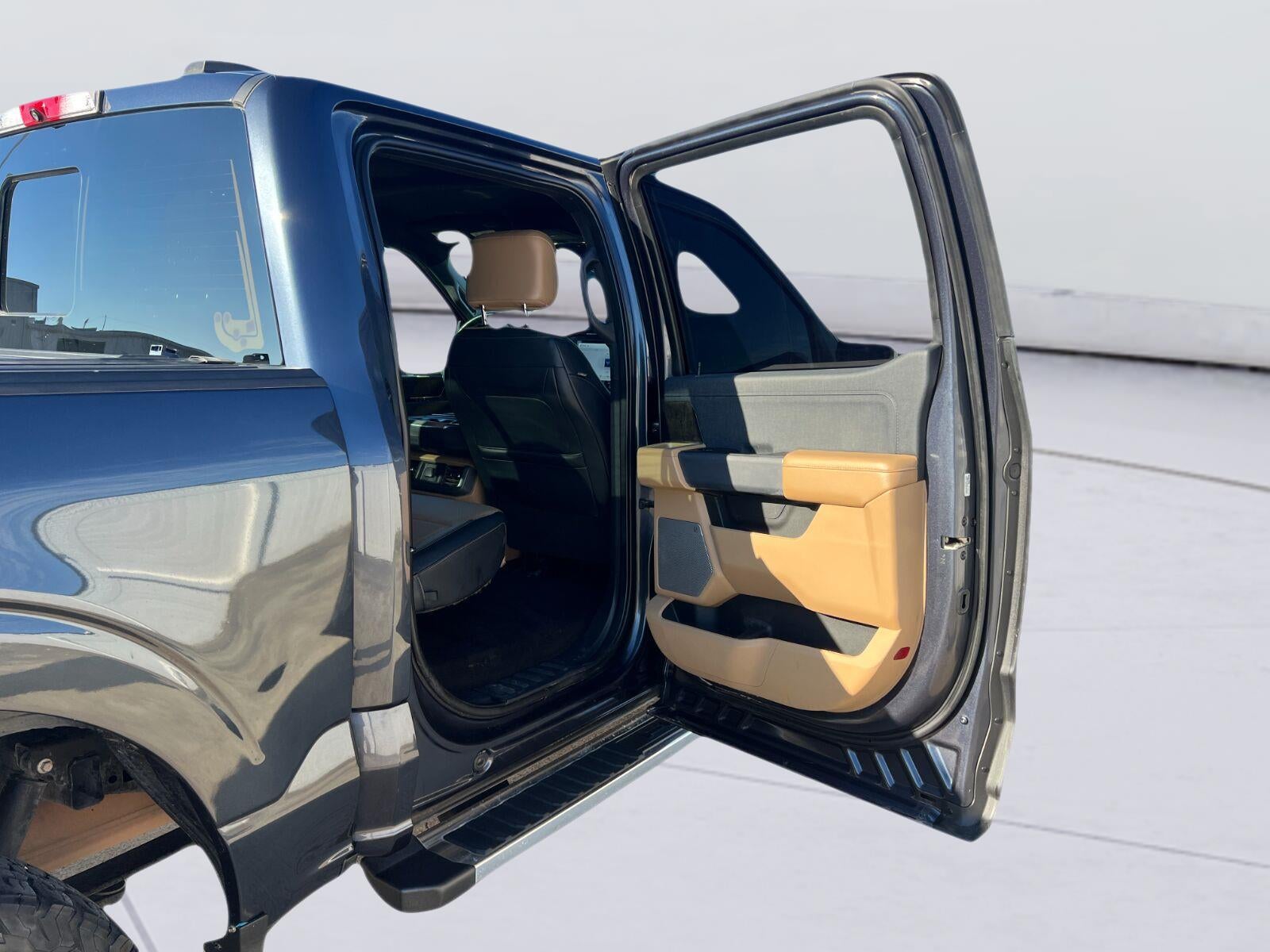 2022 Ford F-150 LARIAT