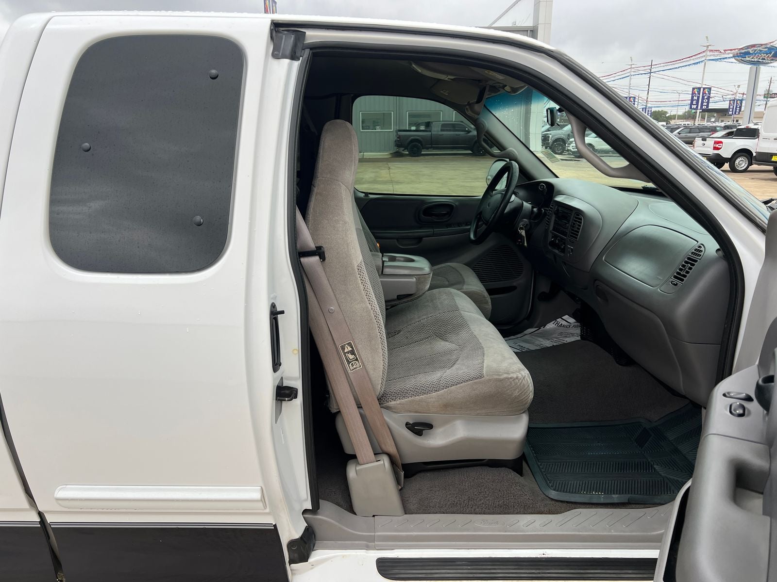 2000 Ford F-150 XLT