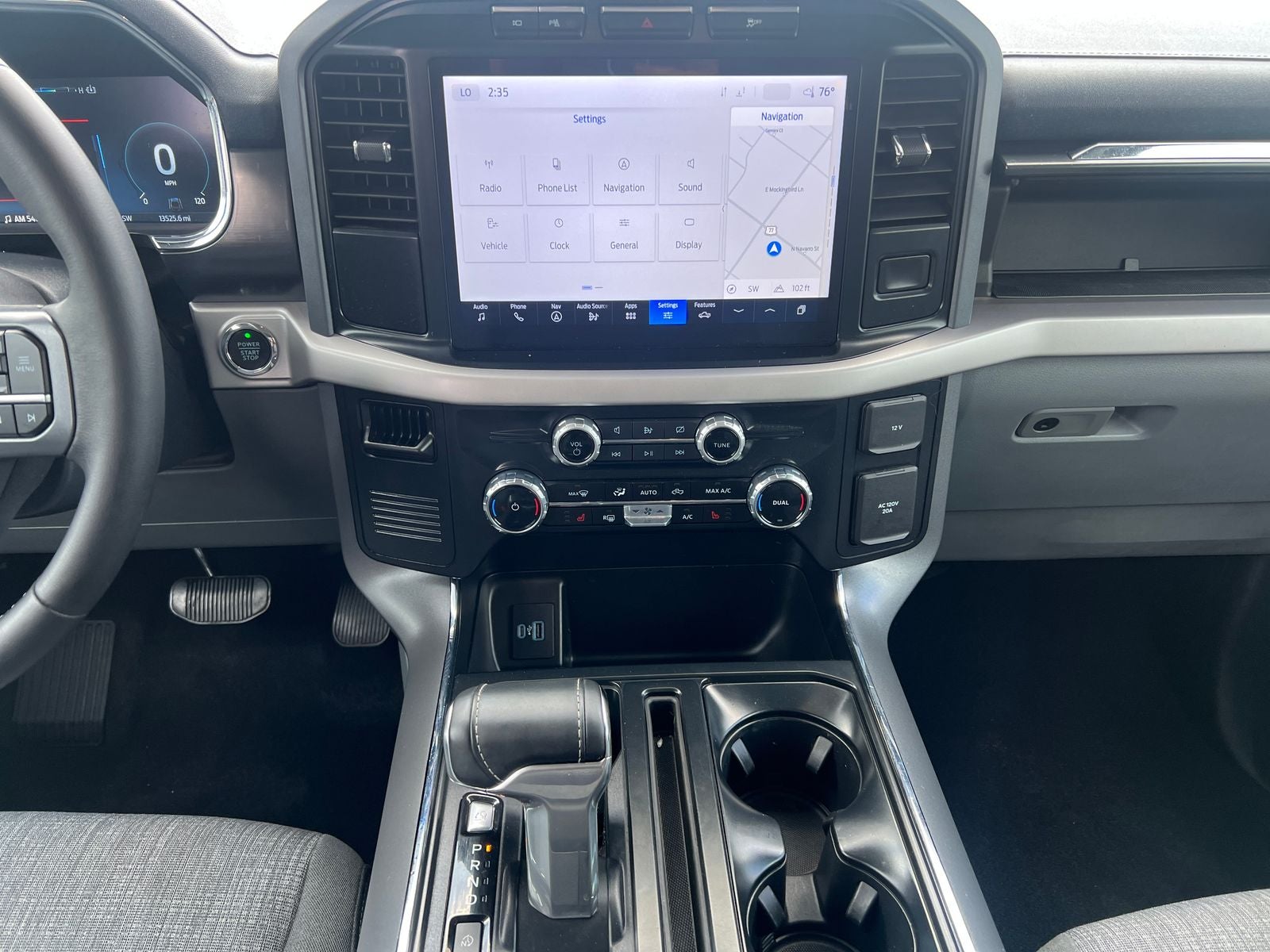 2023 Ford F-150 Lightning XLT
