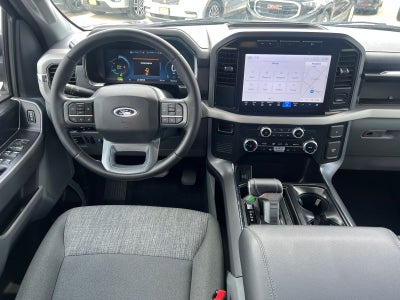 2023 Ford F-150 Lightning XLT