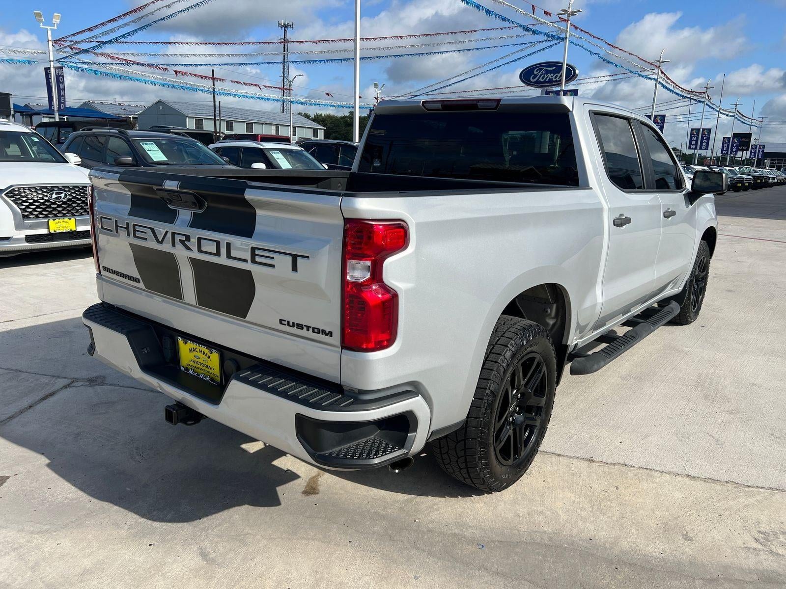2022 Chevrolet Silverado 1500 Custom