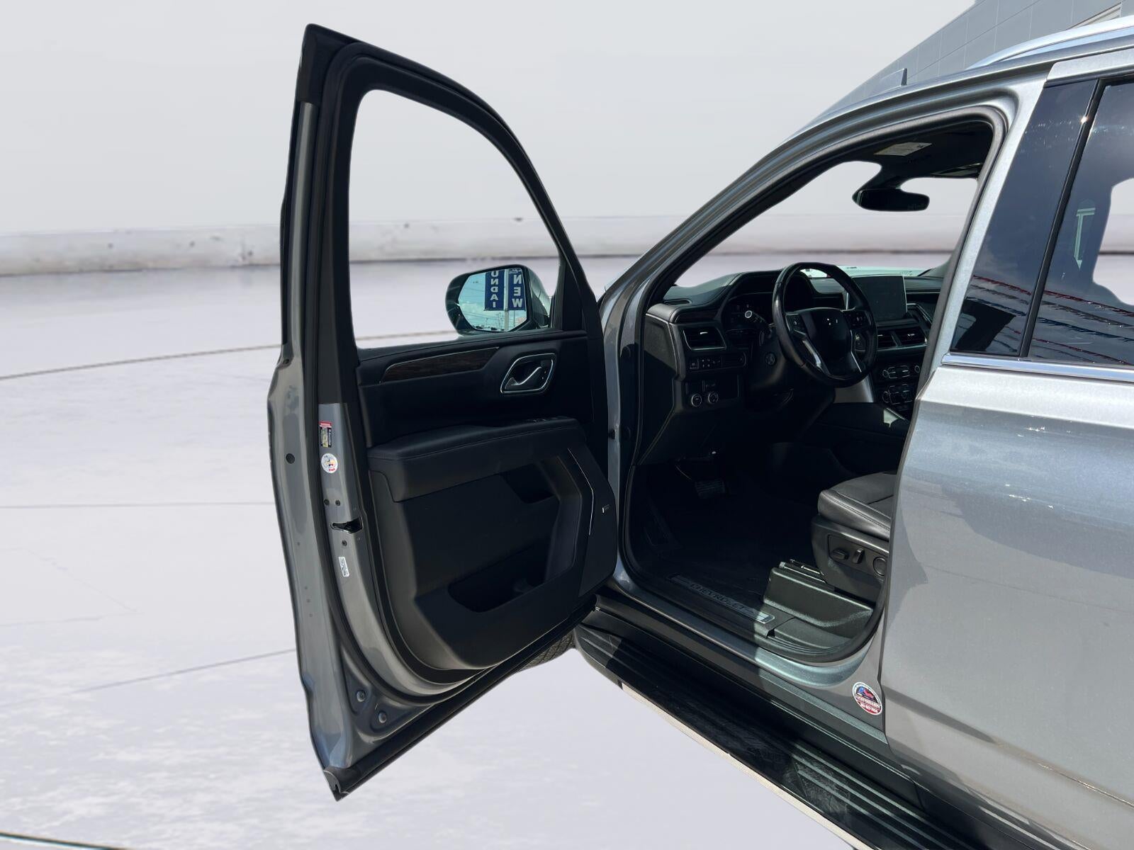 2022 Chevrolet Suburban LT