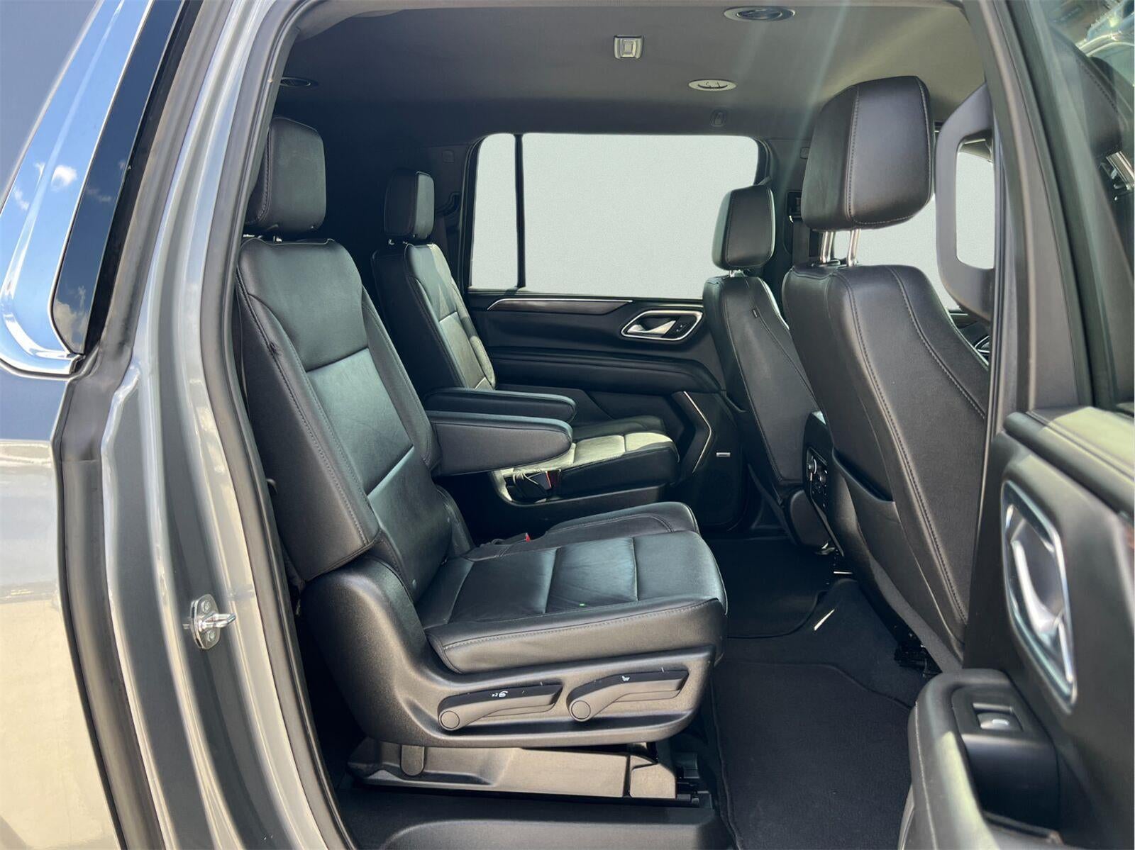 2022 Chevrolet Suburban LT