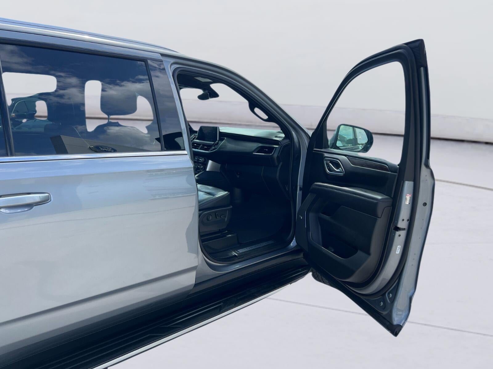 2022 Chevrolet Suburban LT
