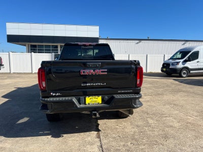 2023 GMC Sierra 2500HD Denali