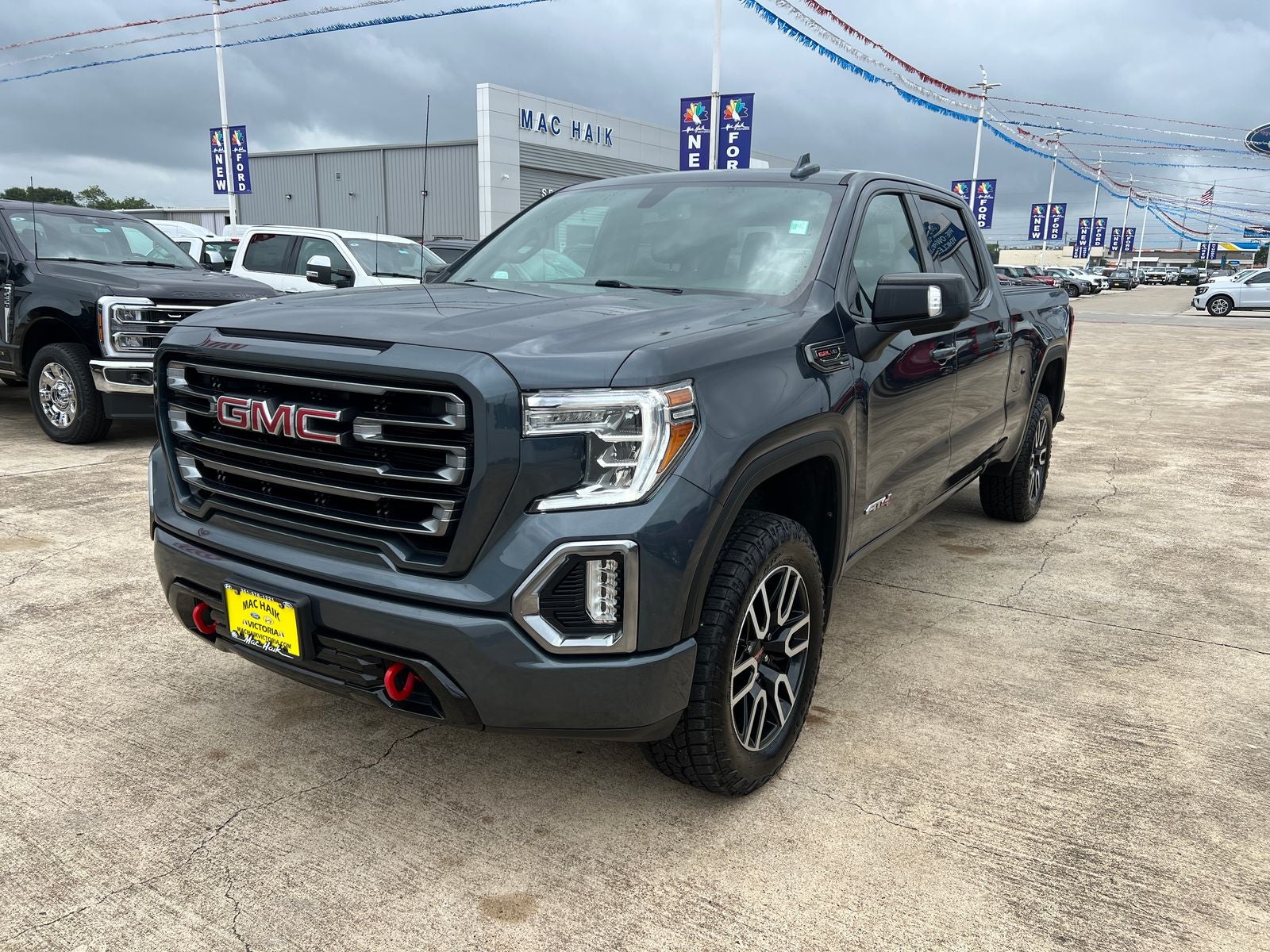 2021 GMC Sierra 1500 AT4