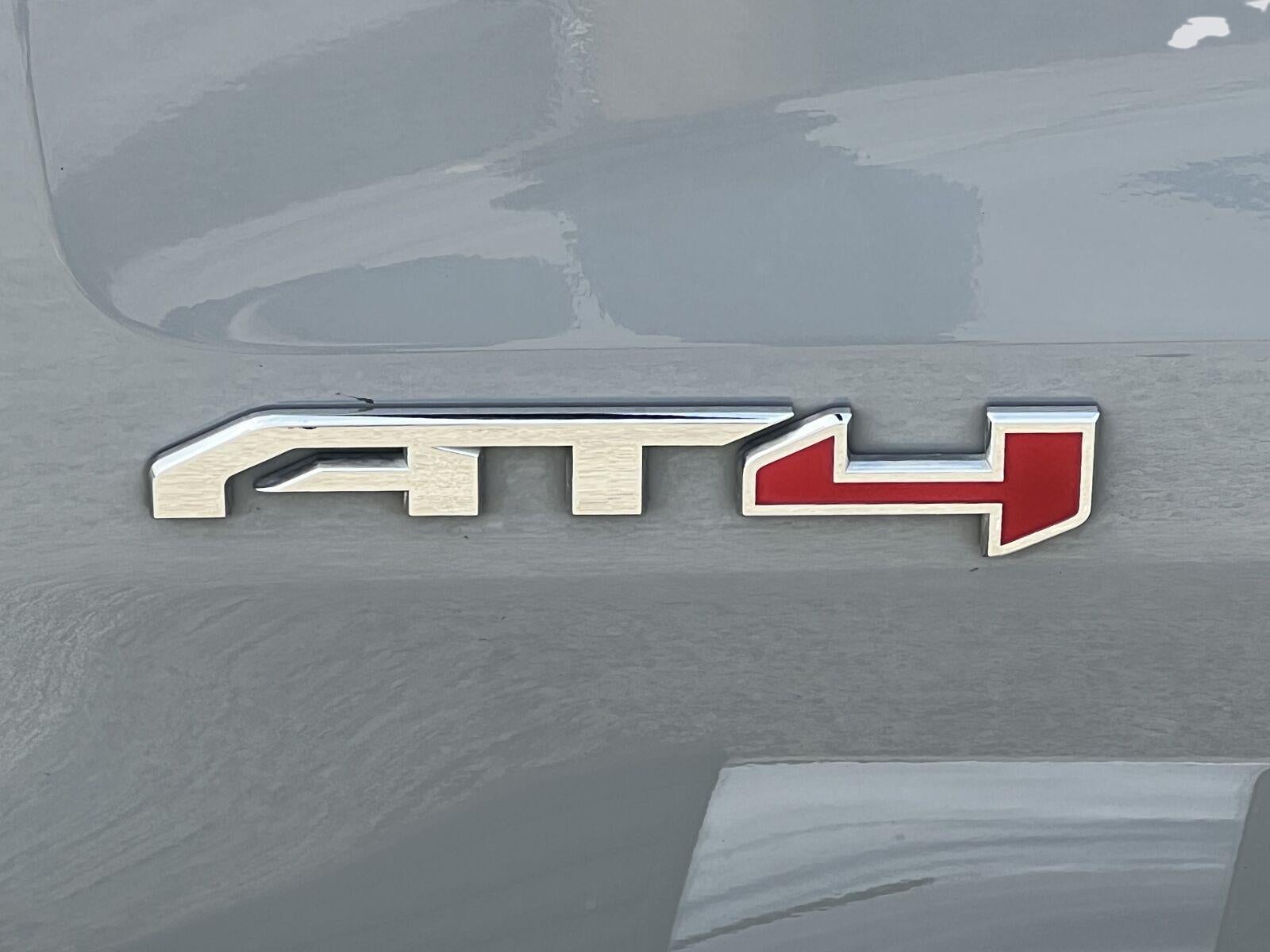 2024 GMC Sierra 1500 AT4