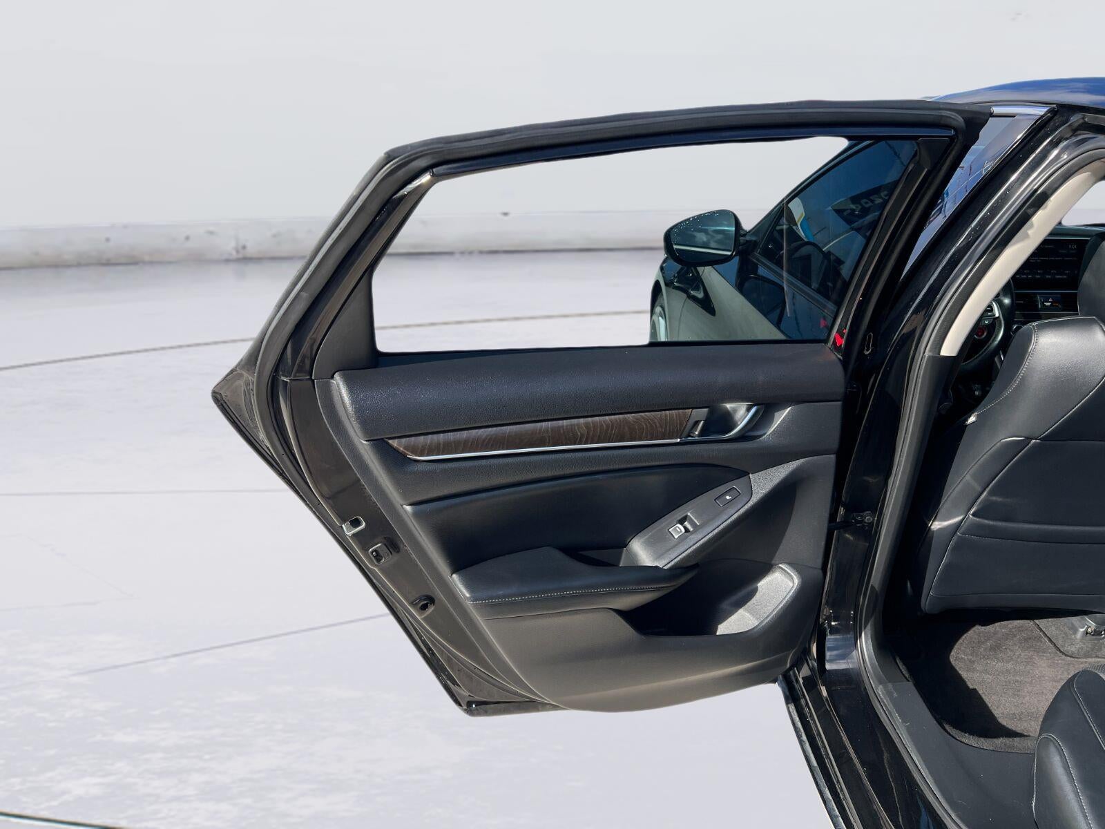 2018 Honda Accord Sedan Touring 1.5T