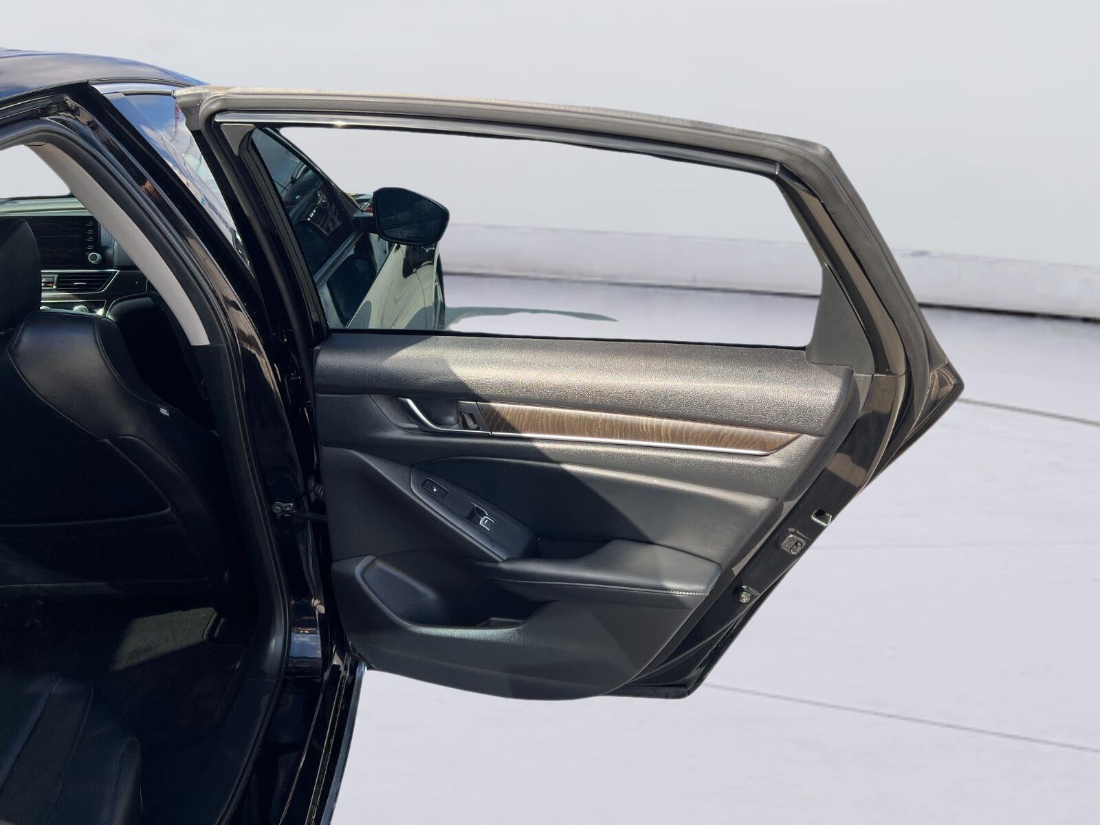 2018 Honda Accord Sedan Touring 1.5T
