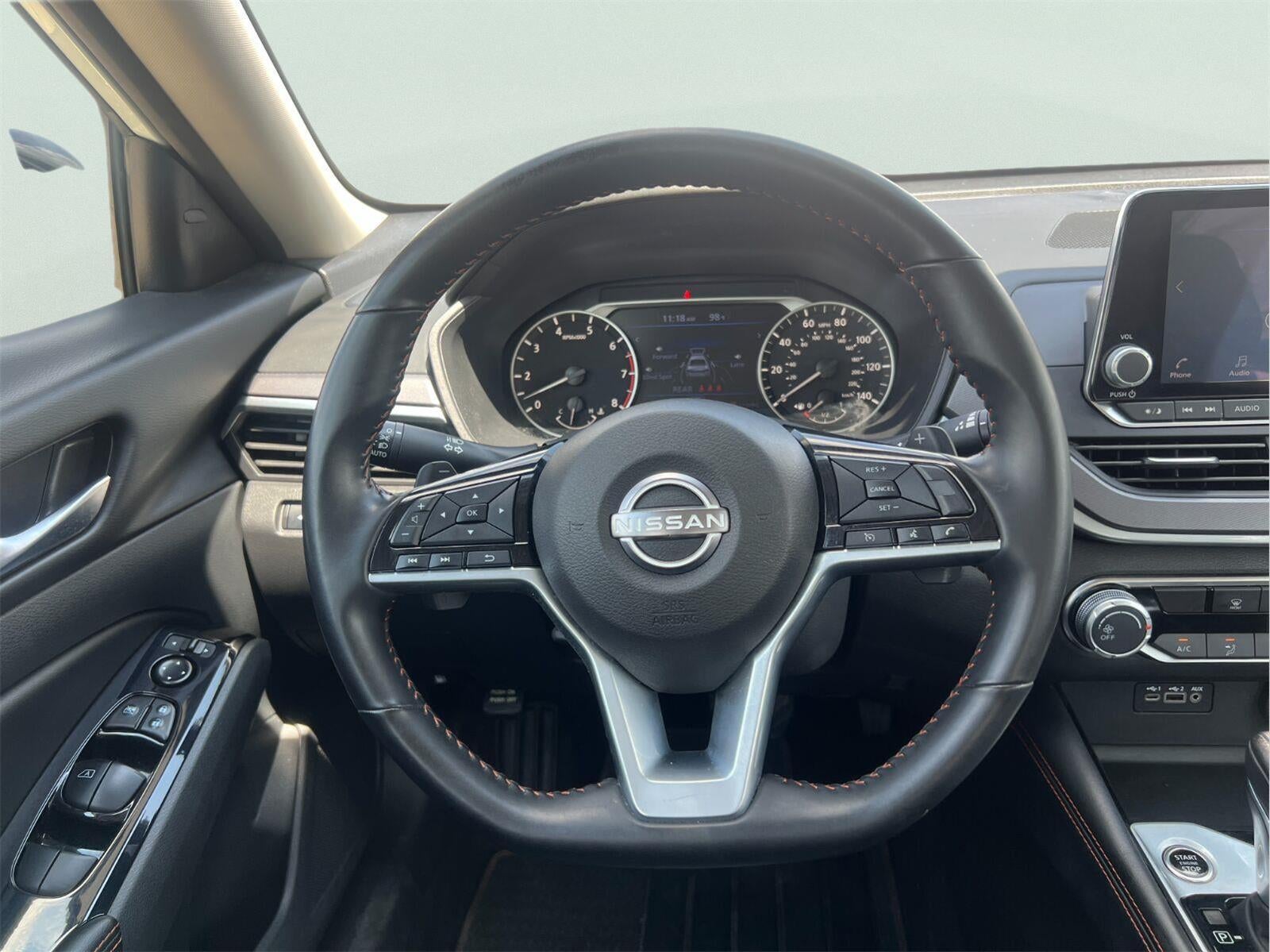 2025 Nissan Altima SR