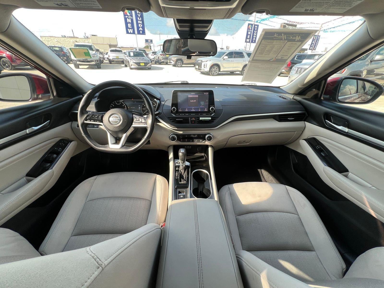 2021 Nissan Altima 2.5 SV