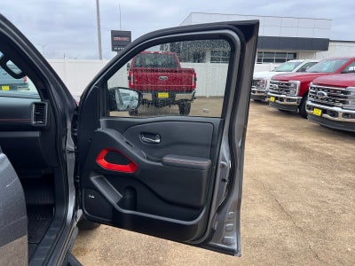 2024 Nissan Frontier PRO-X