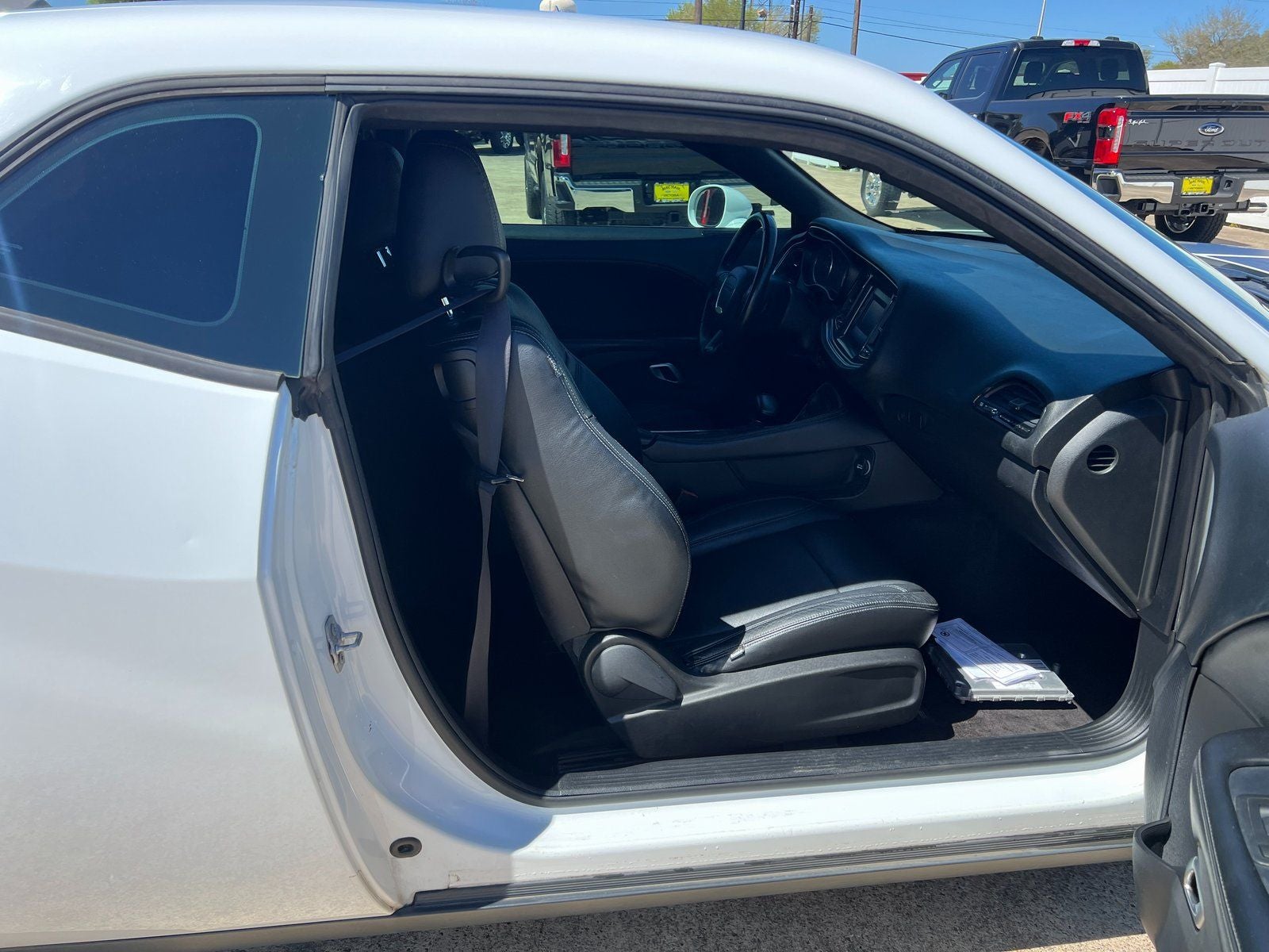 2016 Dodge Challenger SXT