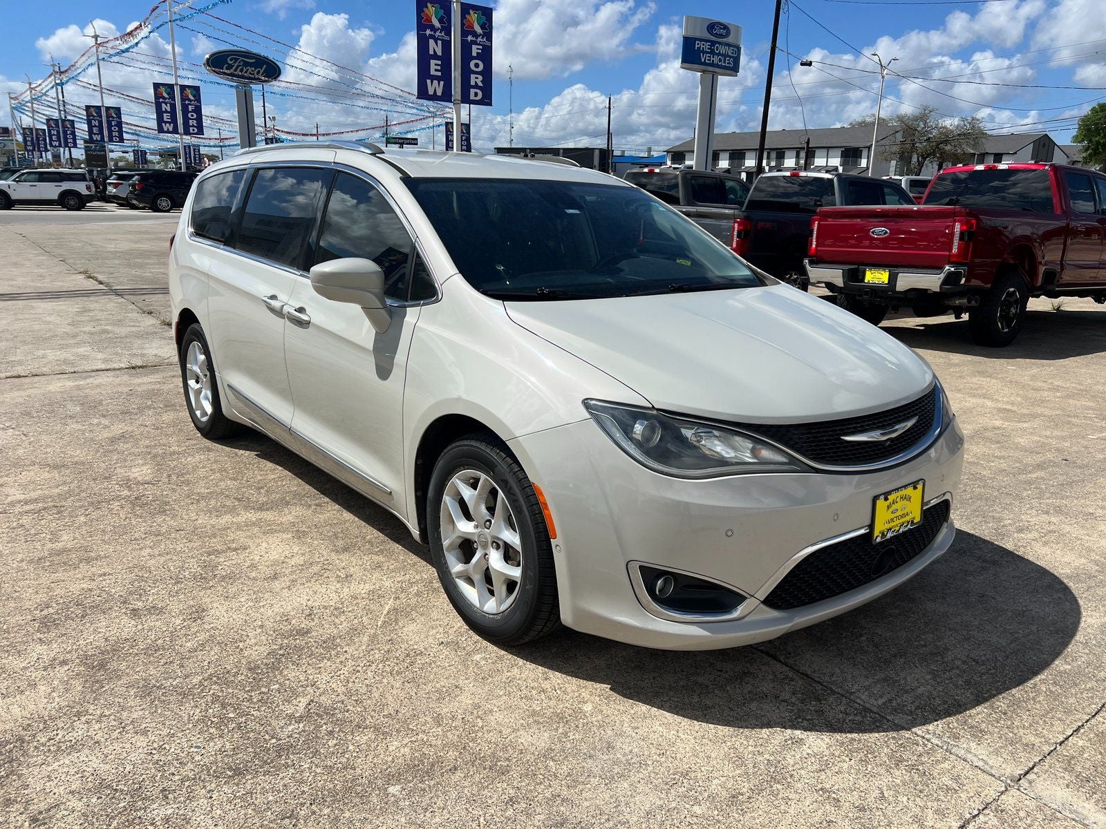 2017 Chrysler Pacifica Touring L Plus