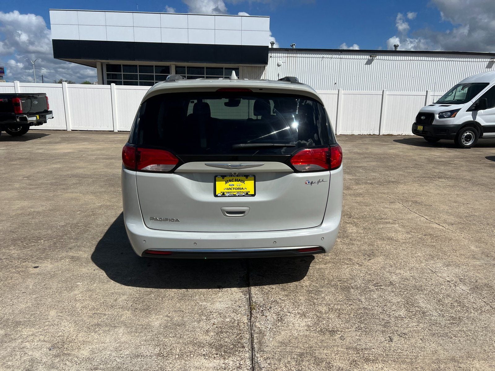 2017 Chrysler Pacifica Touring L Plus