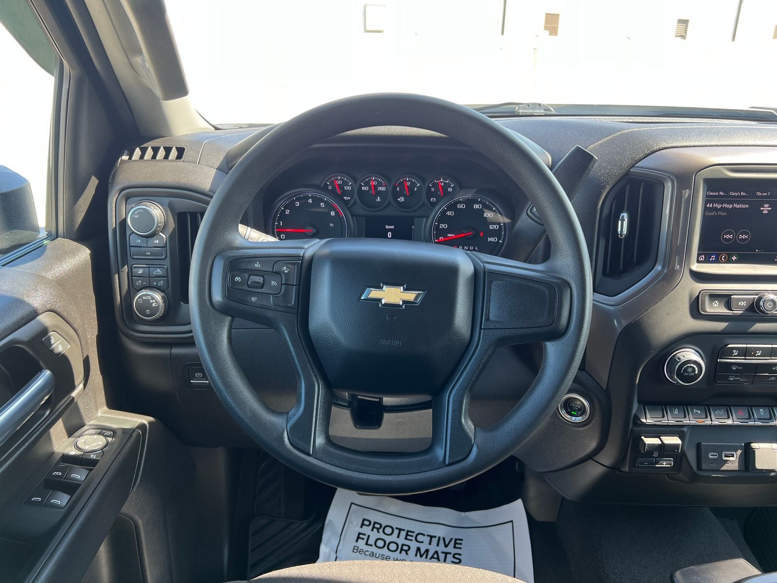 2024 Chevrolet Silverado 2500HD Custom