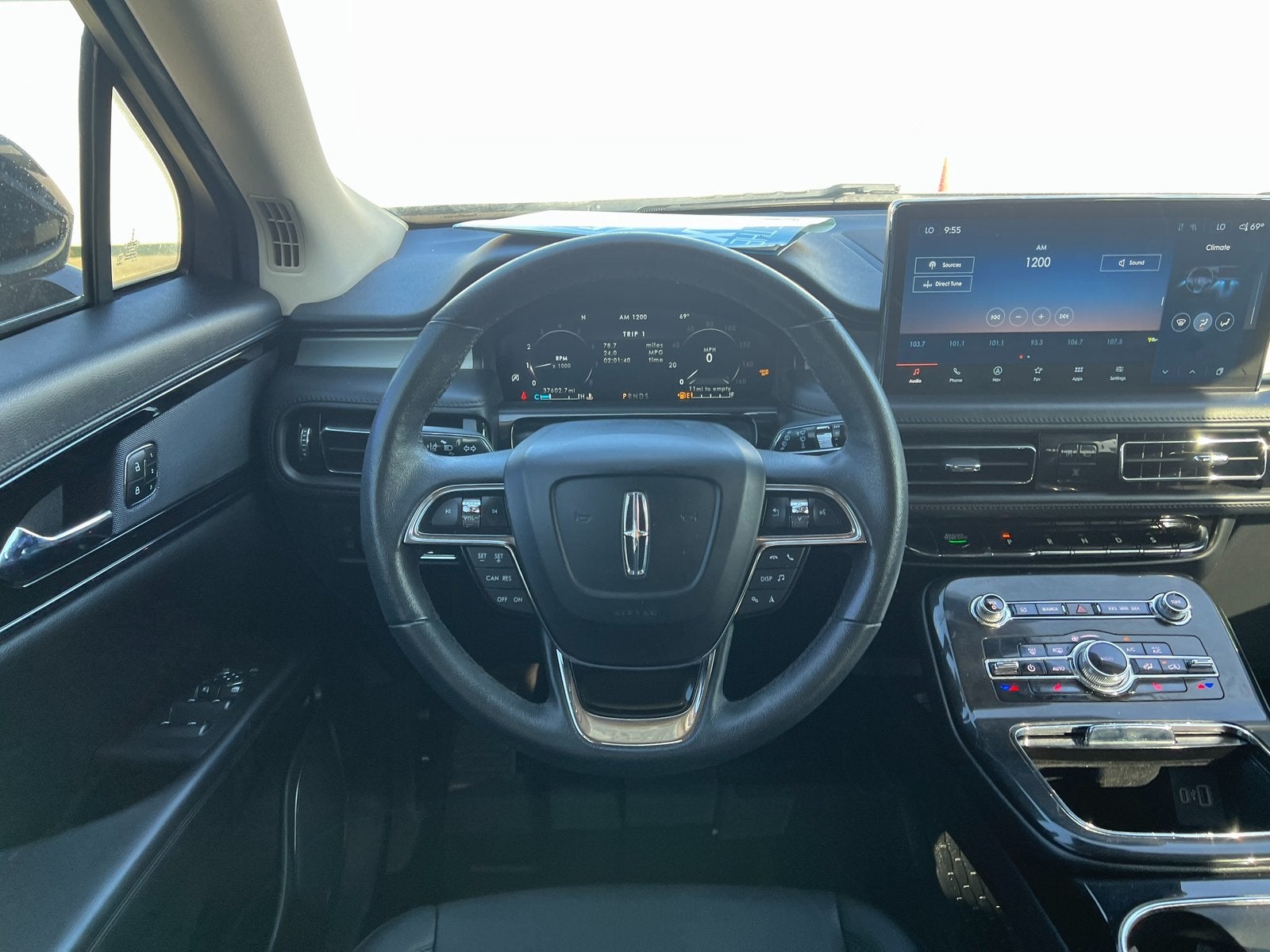 2023 Lincoln Nautilus Standard