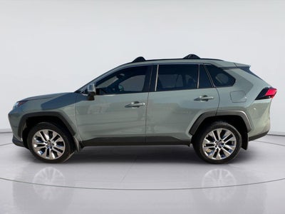 2023 Toyota Rav4 XLE Premium