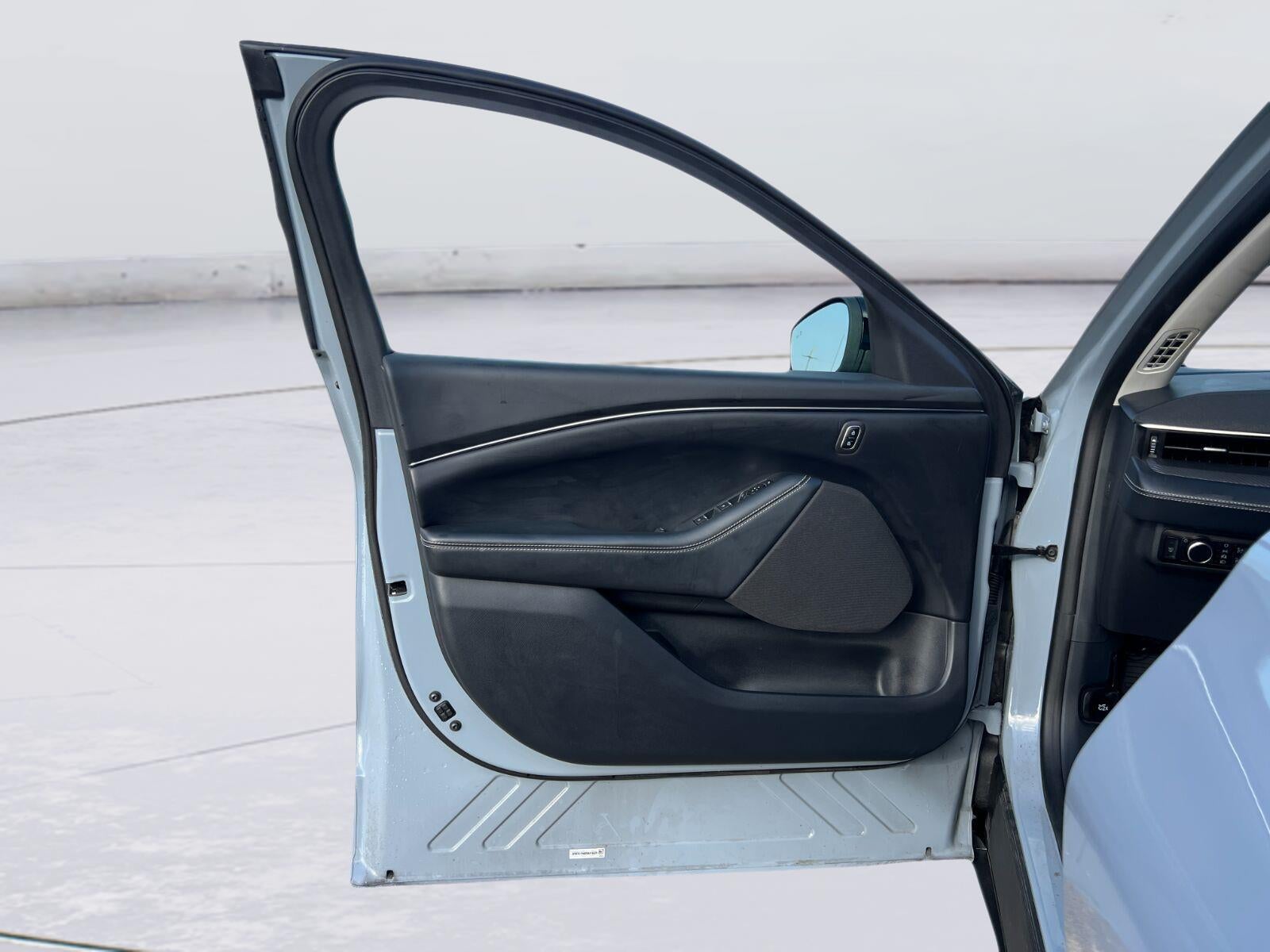 2024 Ford Mustang Mach-E Select