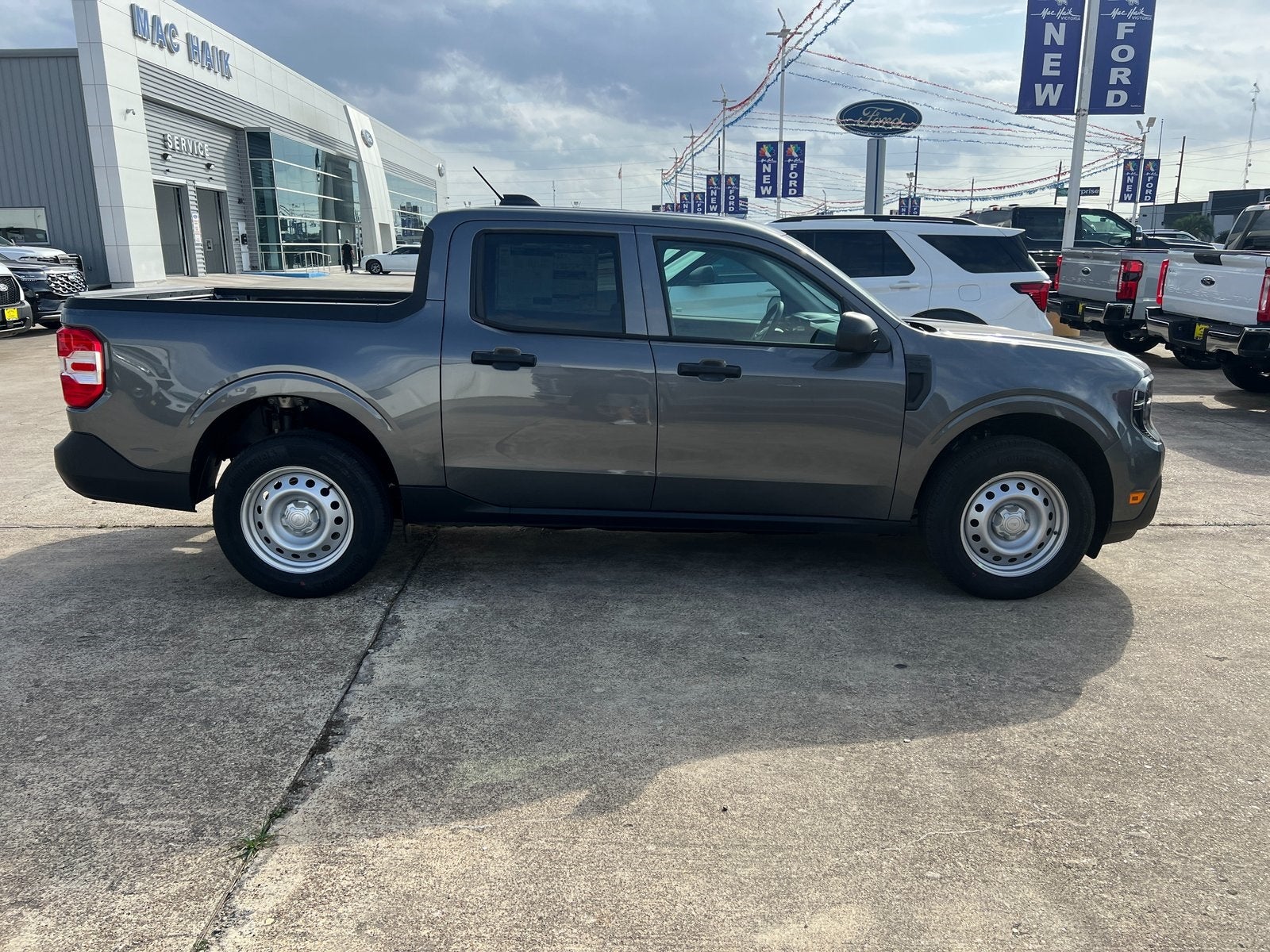 2026 Ford Maverick XL