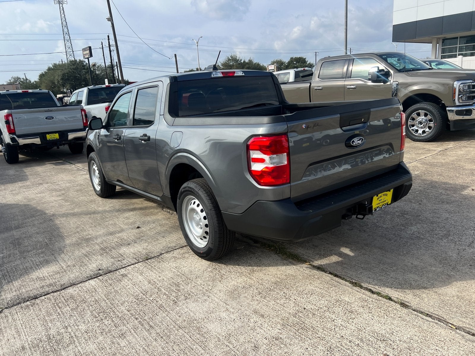 2026 Ford Maverick XL