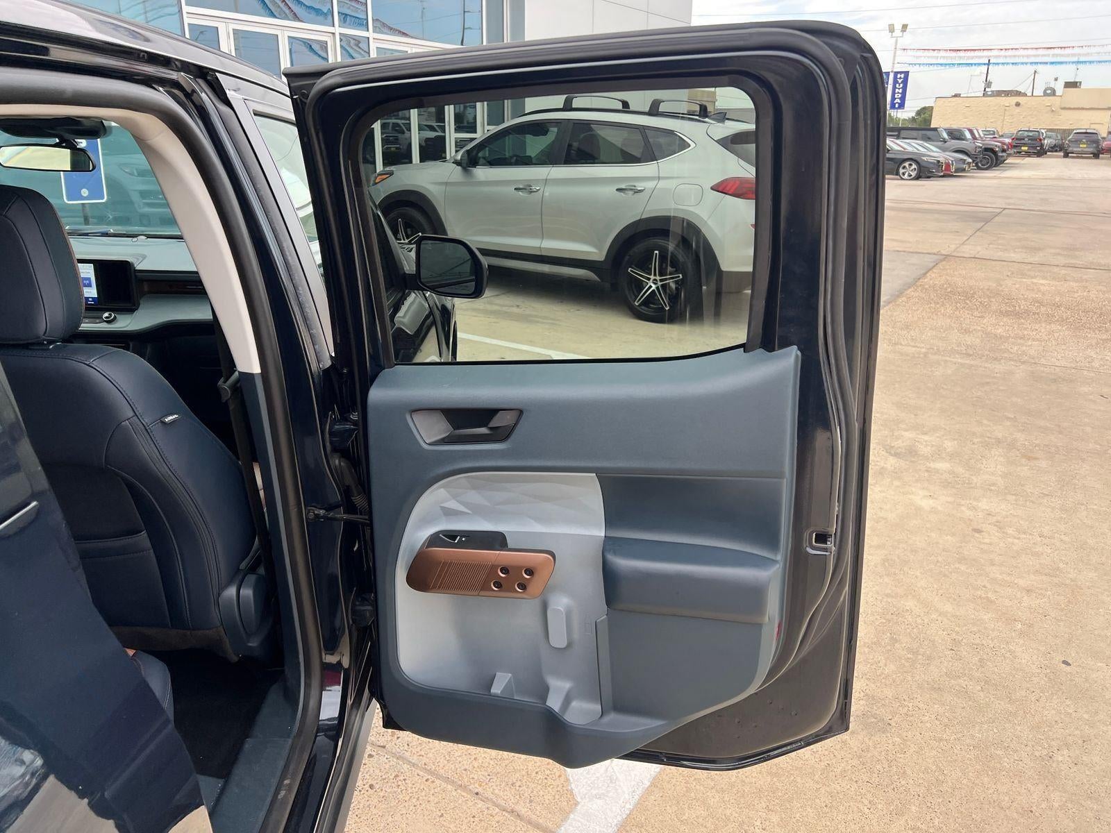 2023 Ford Maverick LARIAT