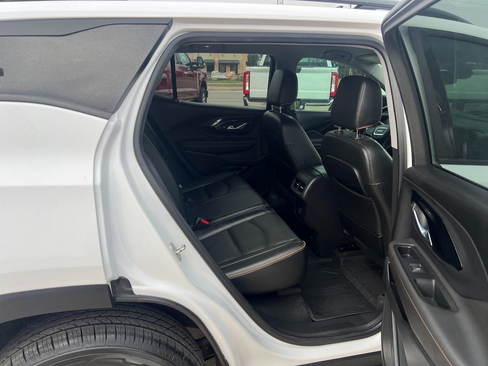 2023 GMC Terrain AT4