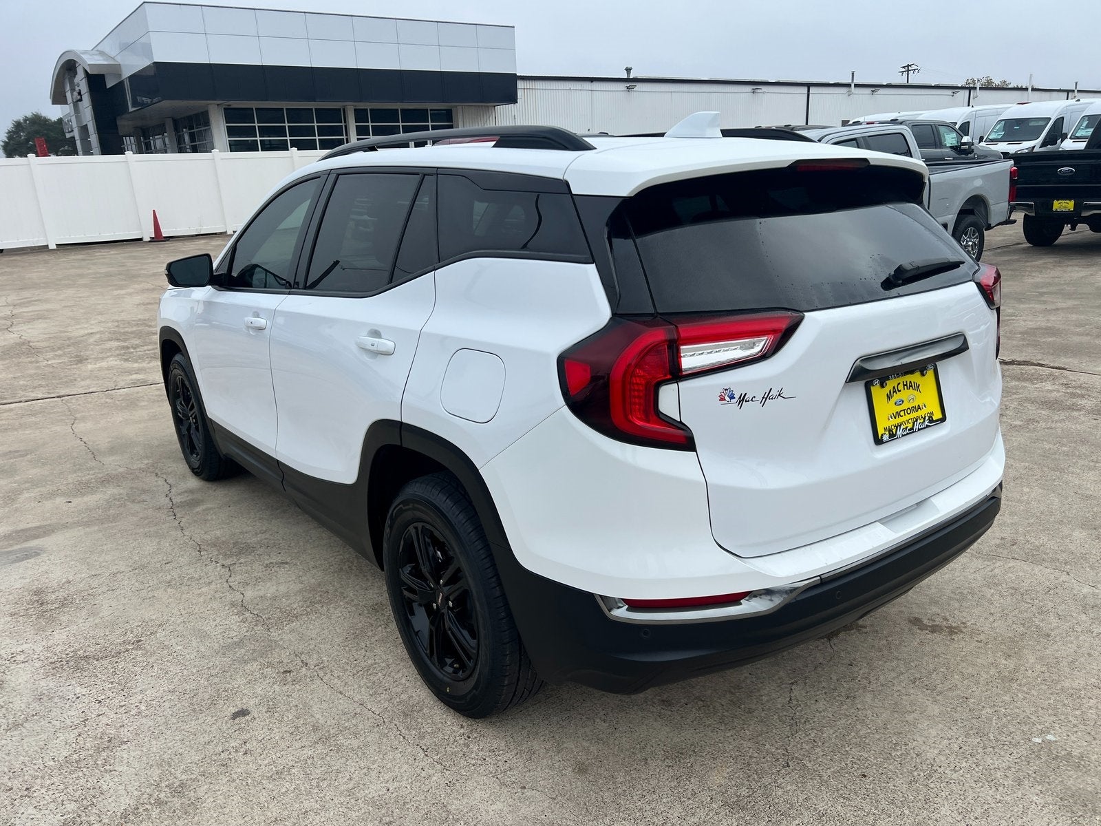 2023 GMC Terrain AT4