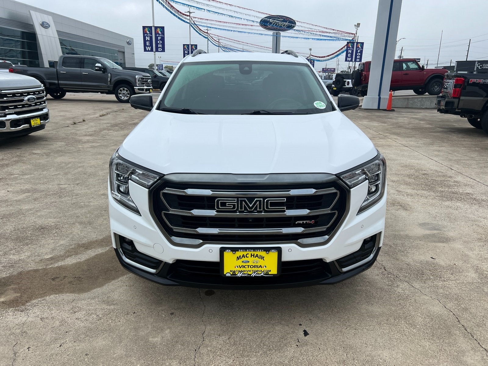 2023 GMC Terrain AT4