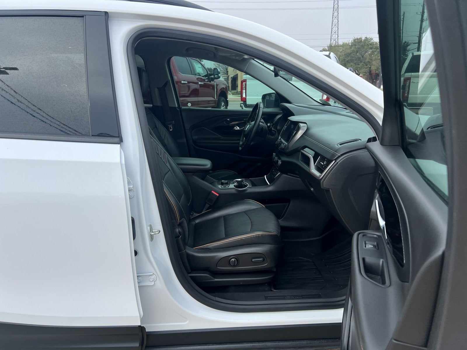 2023 GMC Terrain AT4