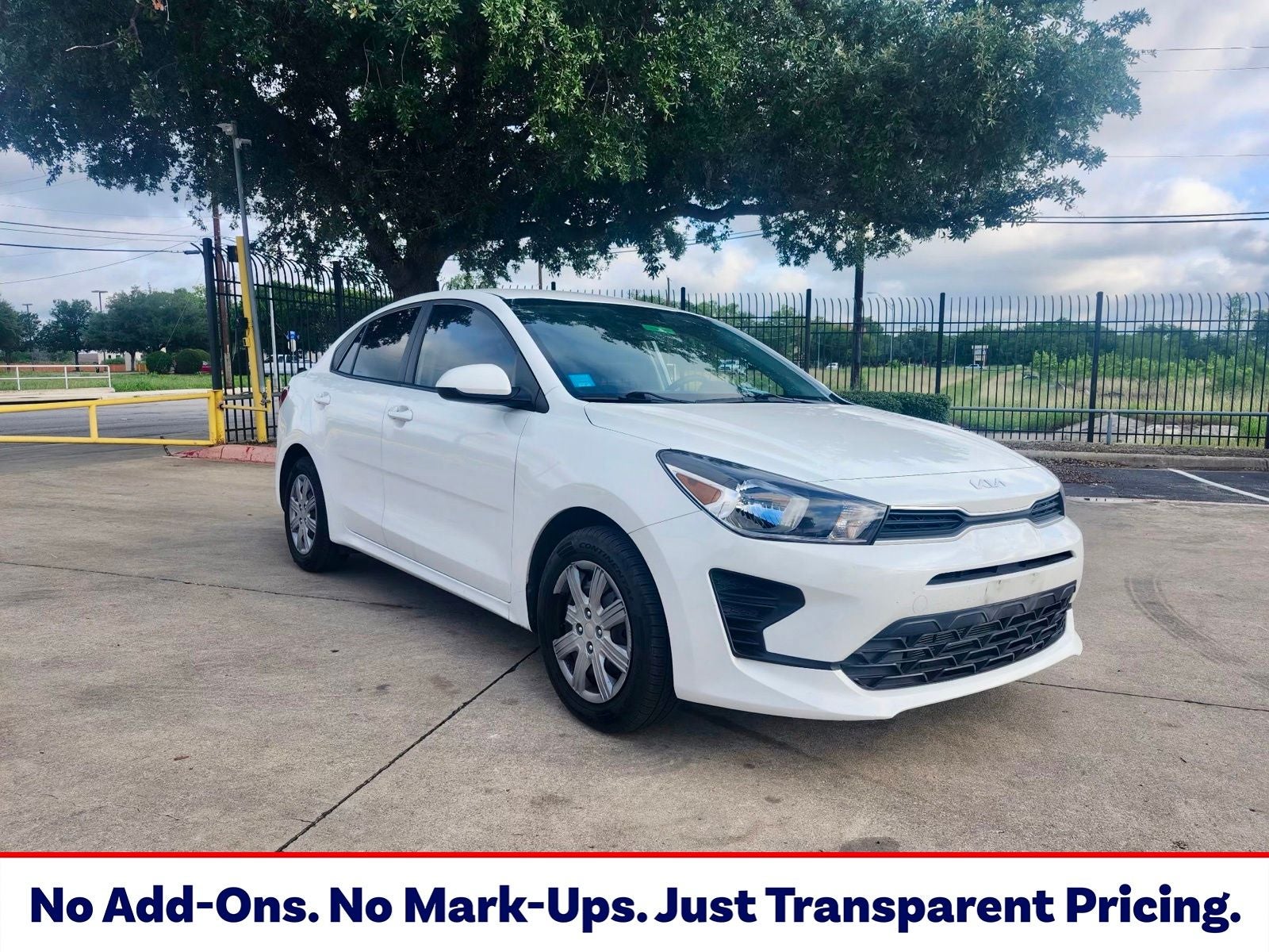 2023 Kia Rio LX iVT's photo