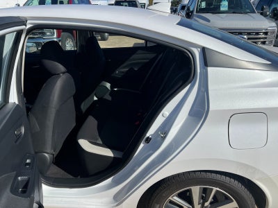 2022 Nissan Versa 1.6 SV