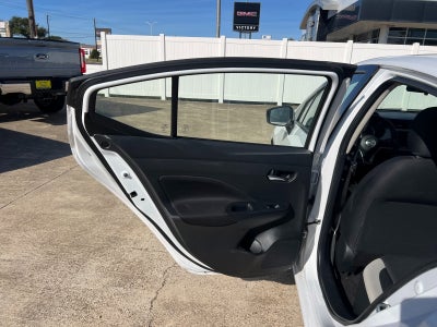 2022 Nissan Versa 1.6 SV