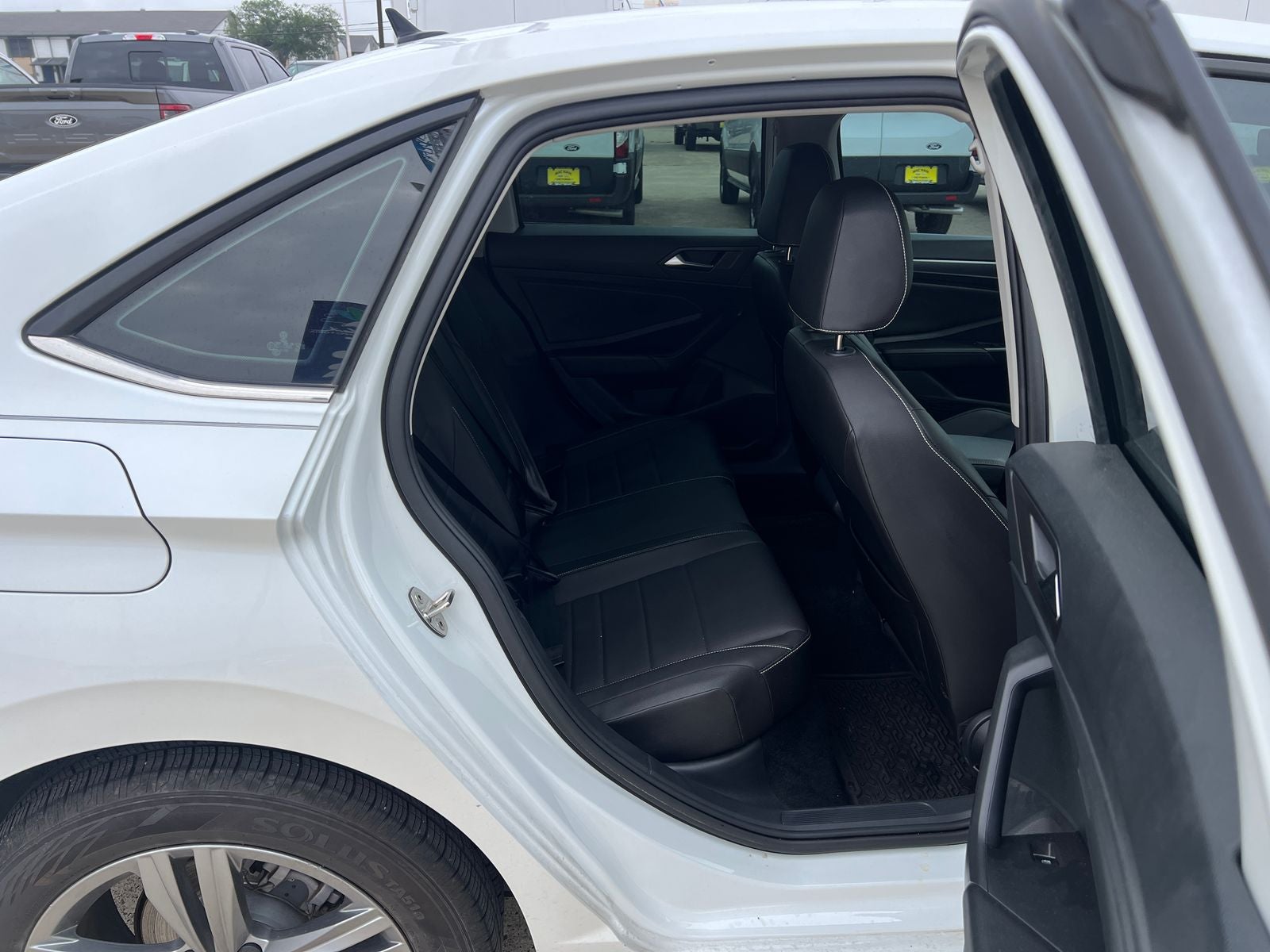 2023 Volkswagen Jetta 1.5T SE