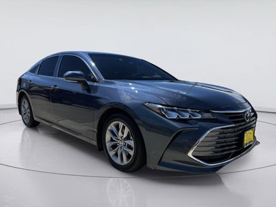 2022 Toyota Avalon XLE