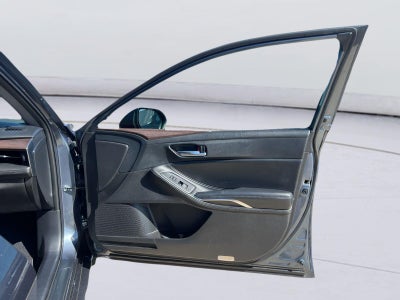 2022 Toyota Avalon XLE
