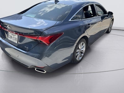 2022 Toyota Avalon XLE