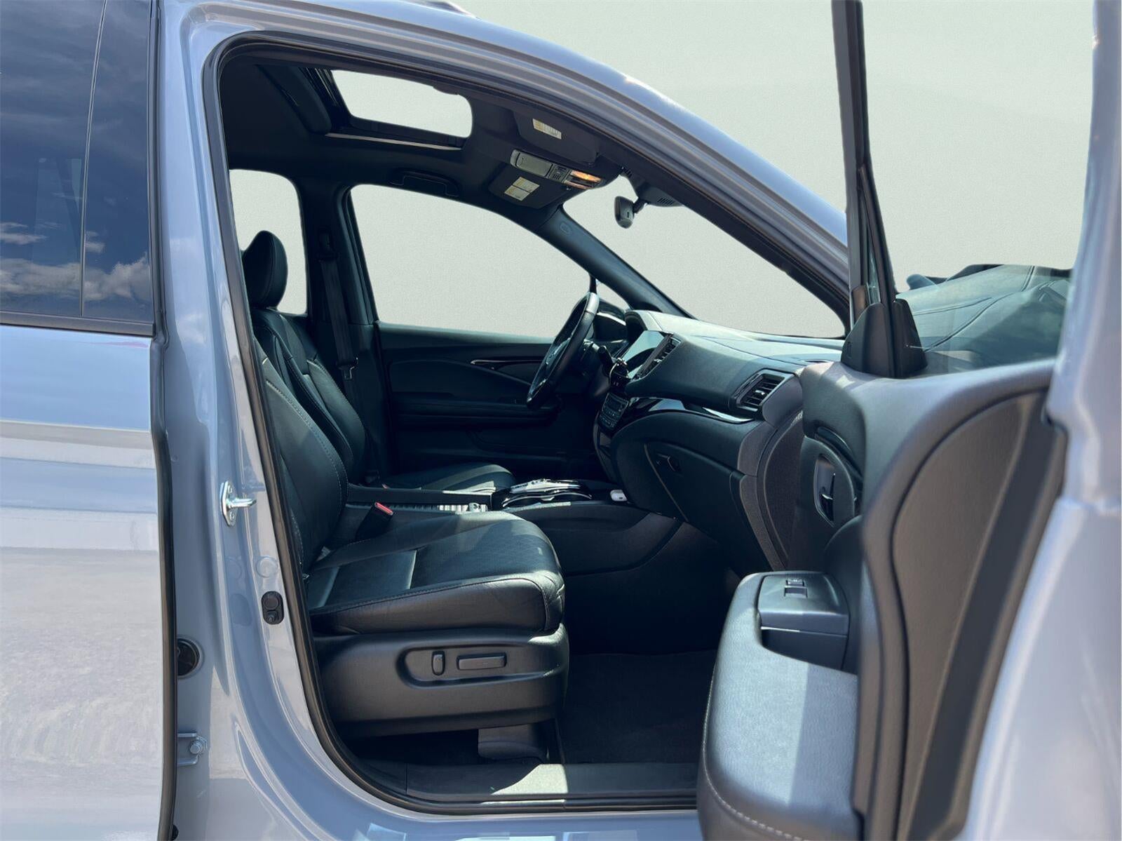 2023 Honda Passport Elite
